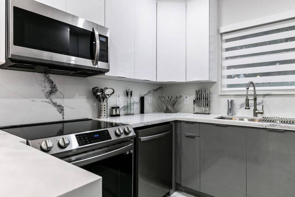 Luxury Private 5BR Miami Vibe Villa