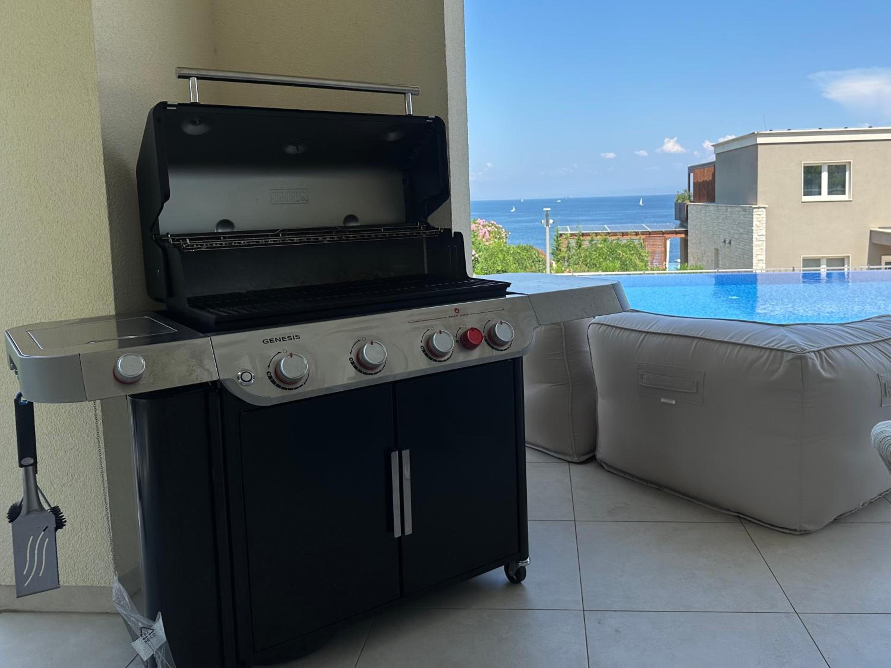Kempinski Villa 100m from Beach