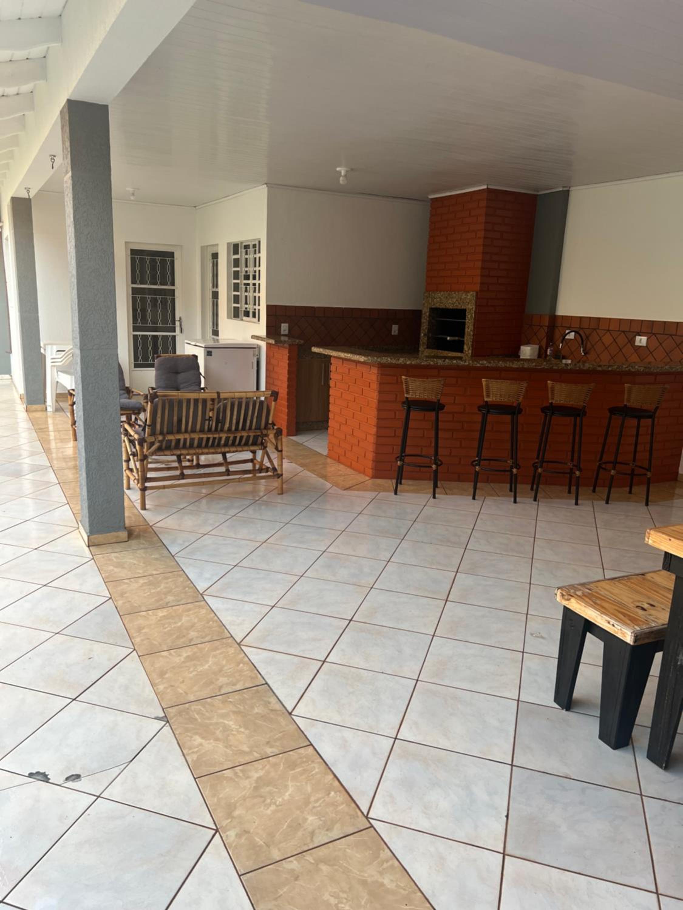 Apartamento com 4 quartos churrasqueira e área de lazer
