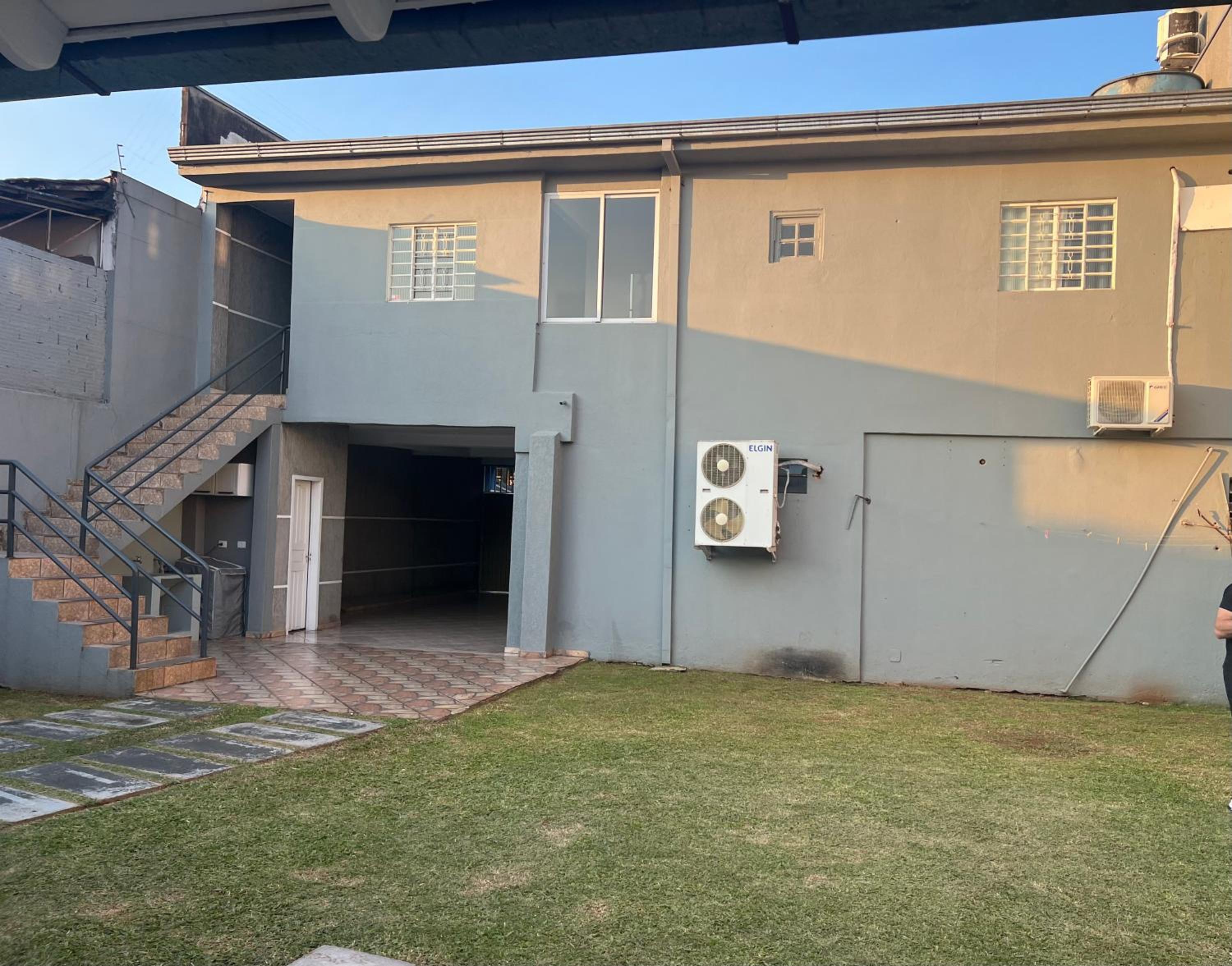 Apartamento com 4 quartos churrasqueira e área de lazer