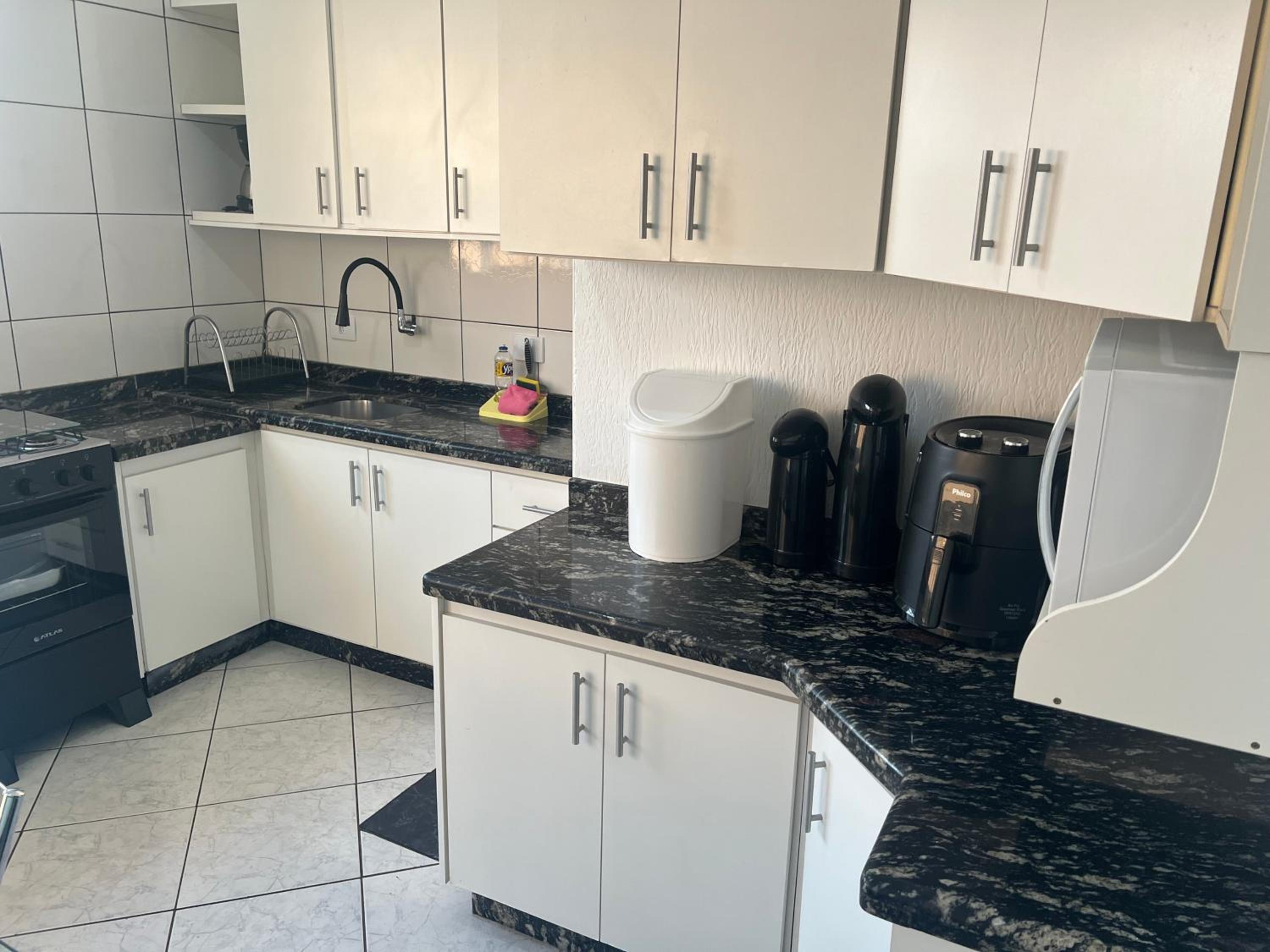 Apartamento com 4 quartos churrasqueira e área de lazer