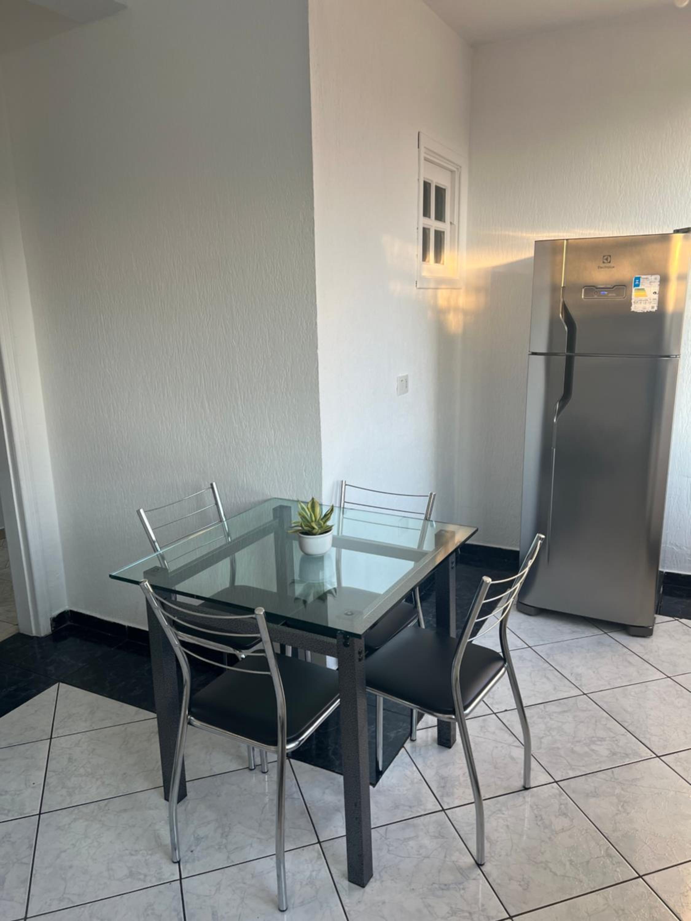 Apartamento com 4 quartos churrasqueira e área de lazer