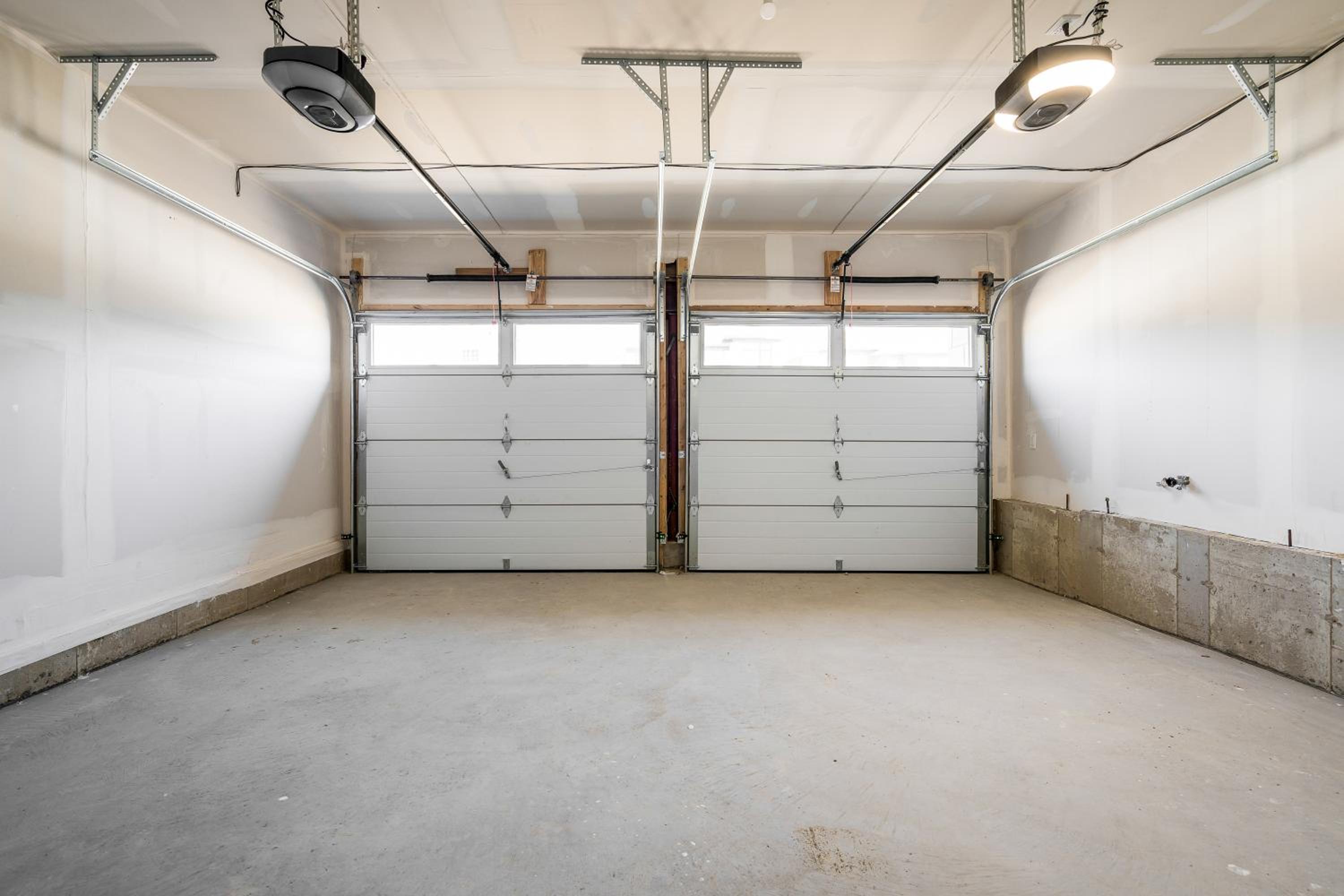 4 Beds new built, wasaga beach