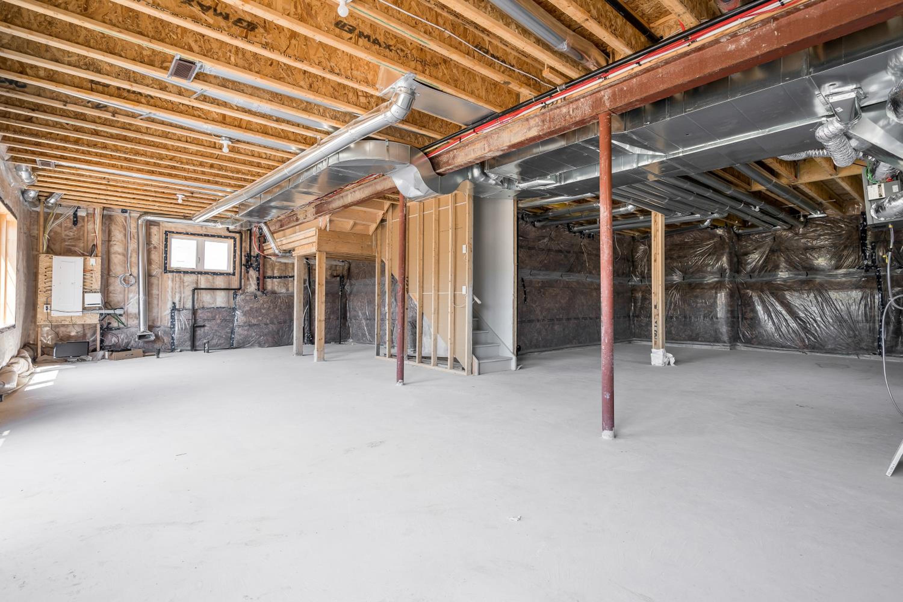 4 Beds new built, wasaga beach