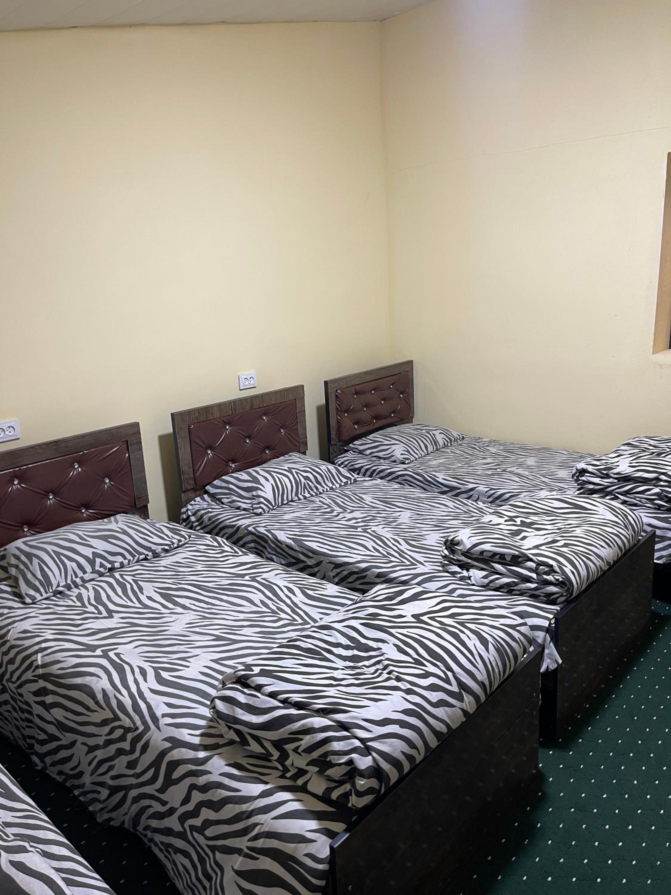 Family Registan Hotel