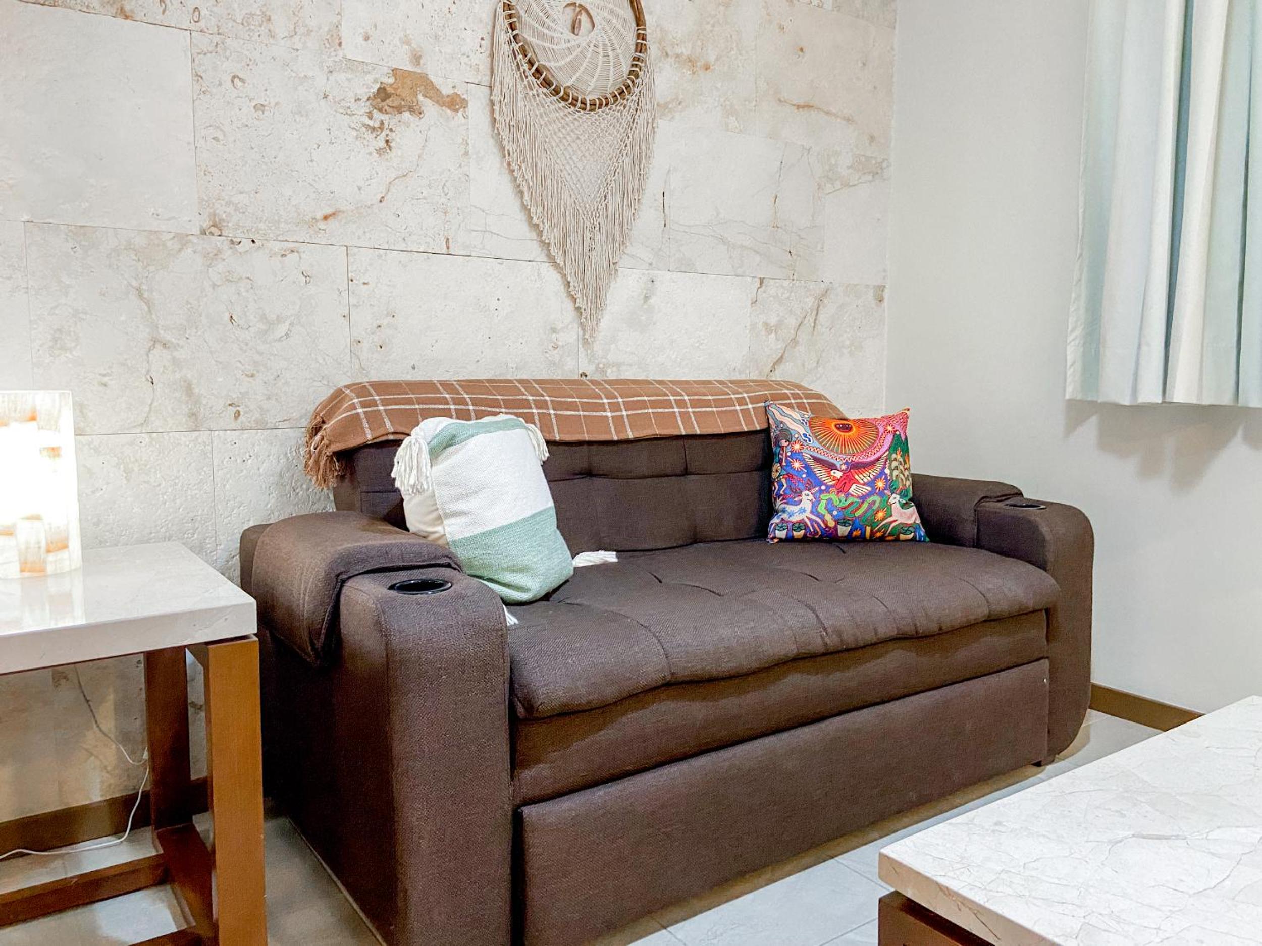 Remote Workers Studio with Pool Parking Safe Steps To Beach