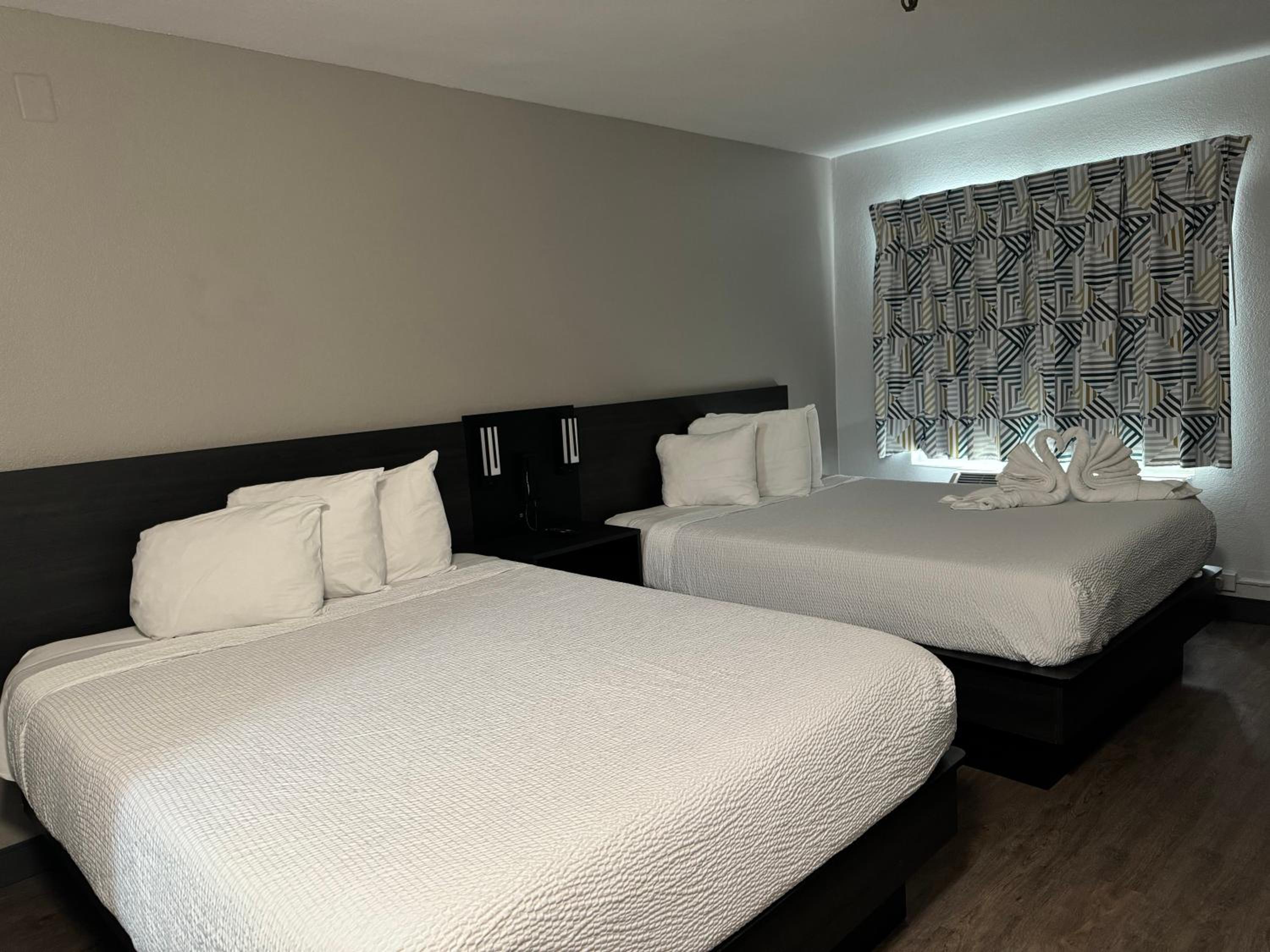Motel 6 Hollywood