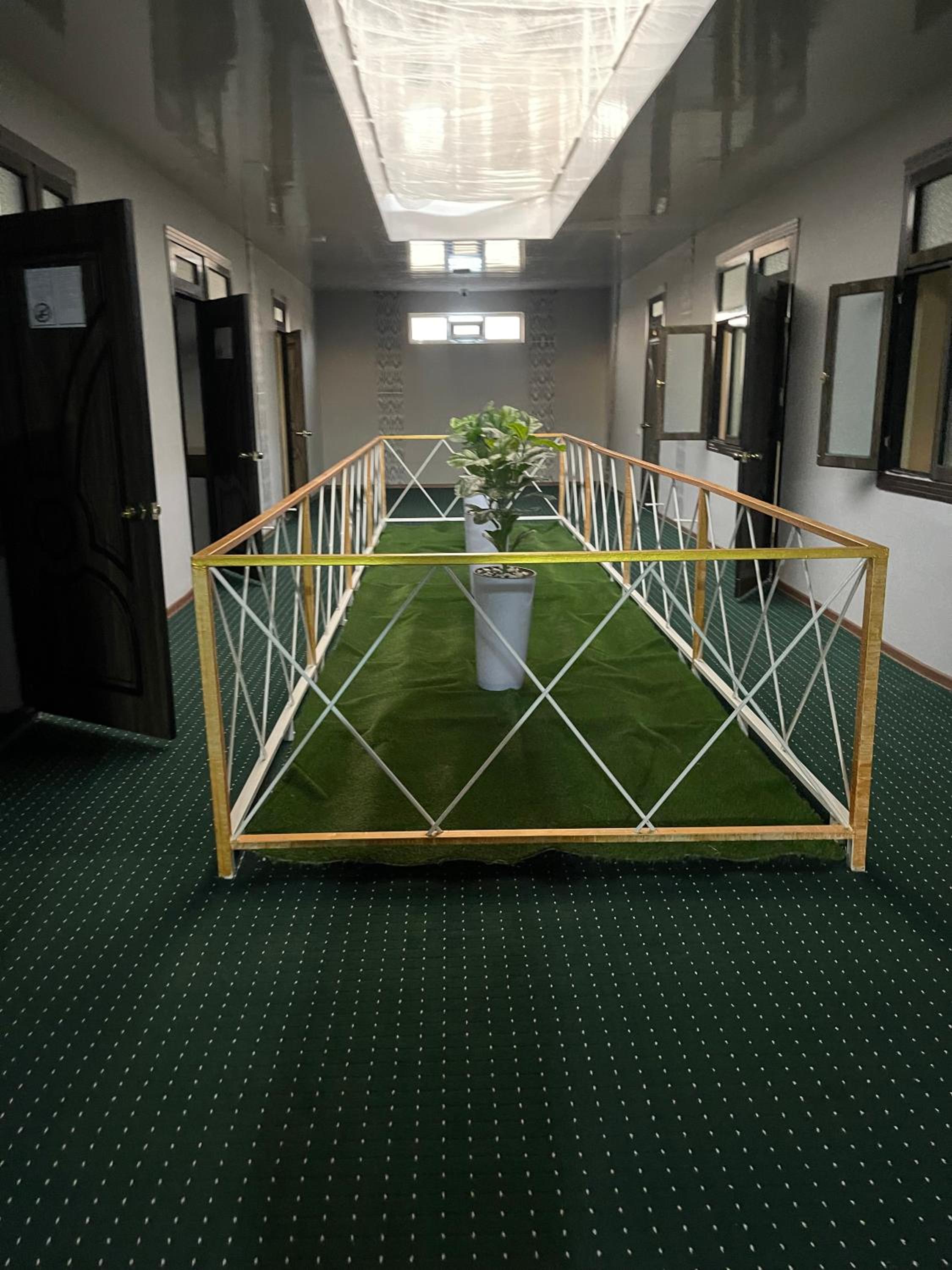 Family Registan Hotel