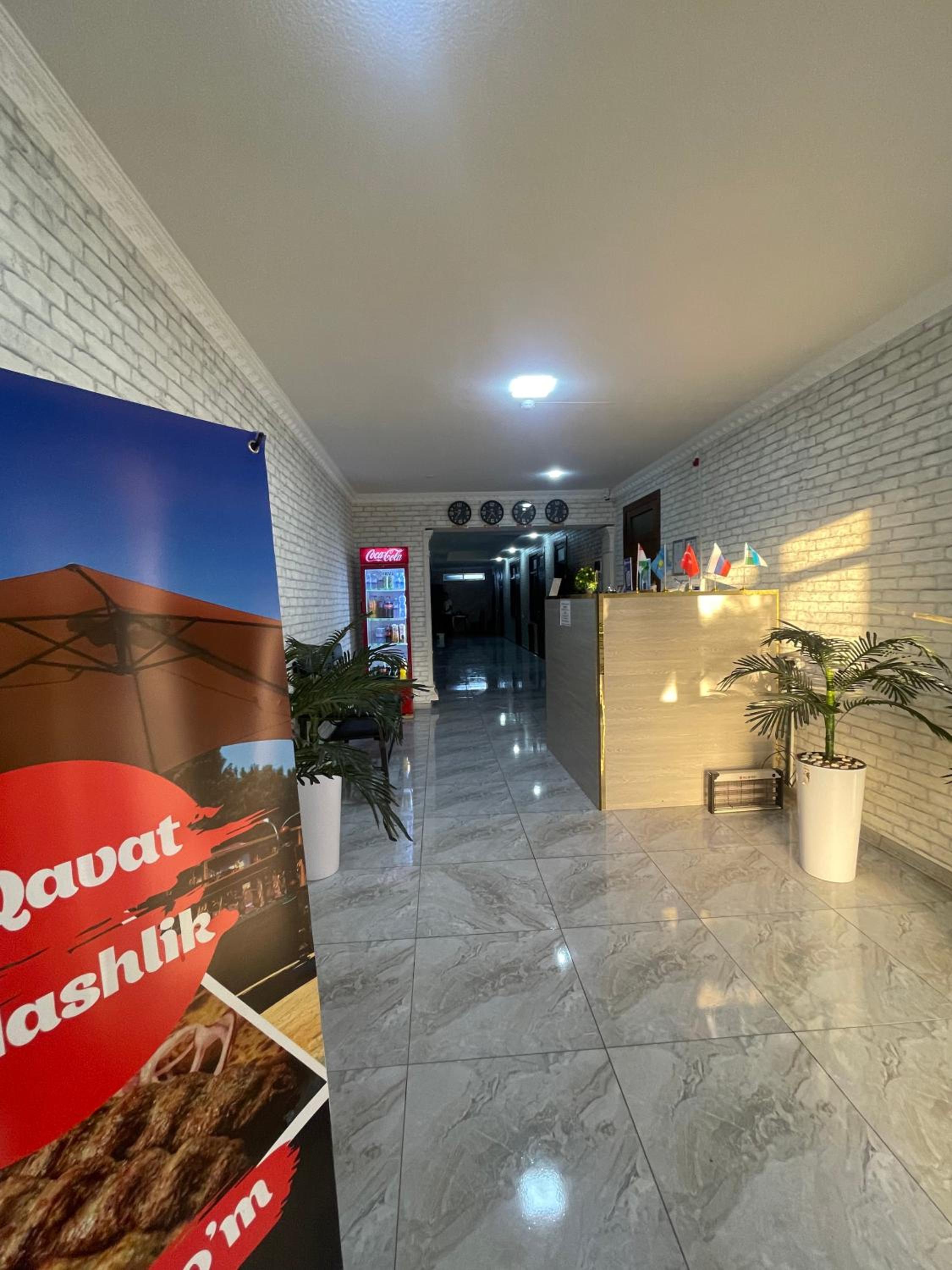Family Registan Hotel