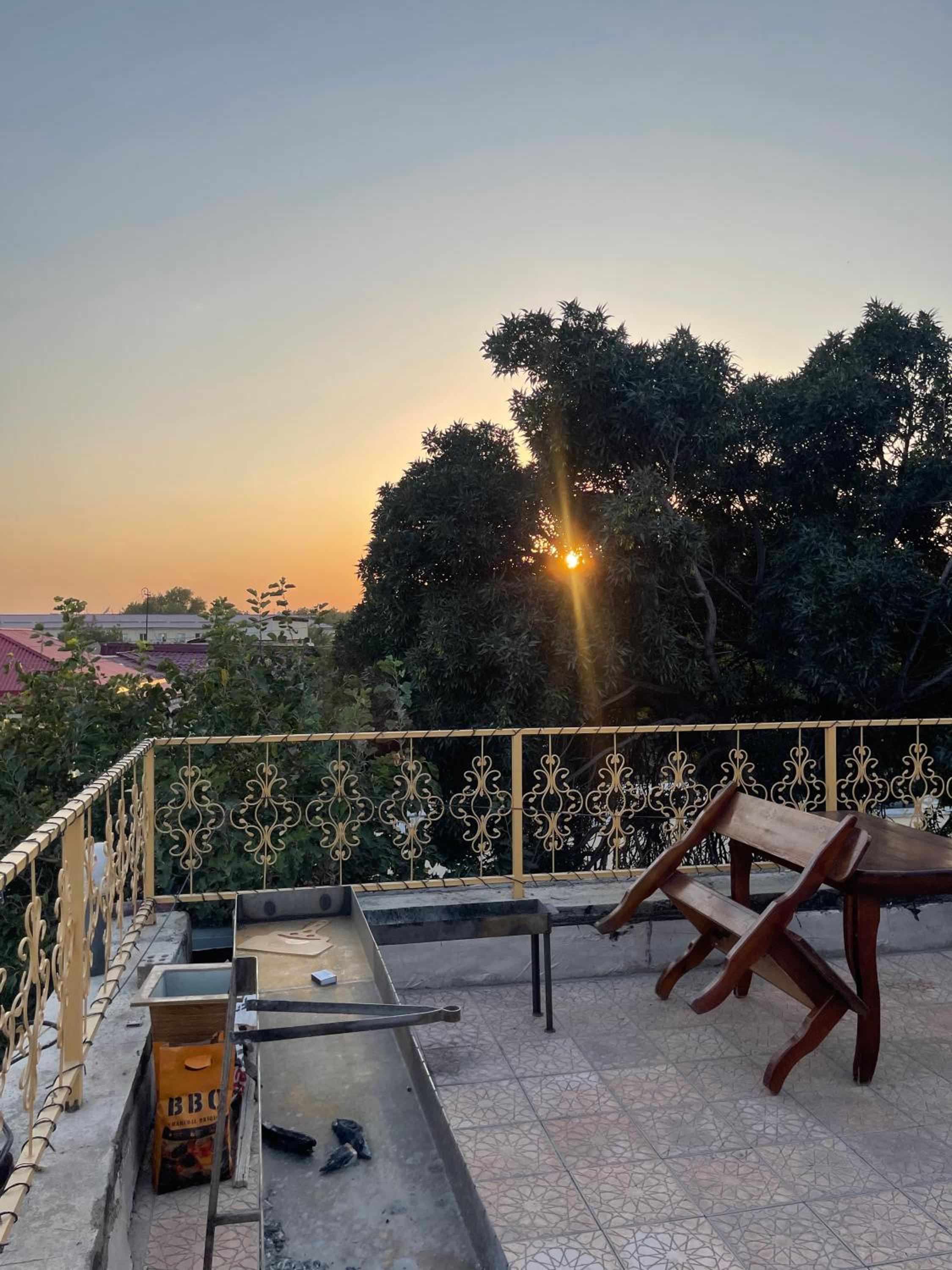 Family Registan Hotel