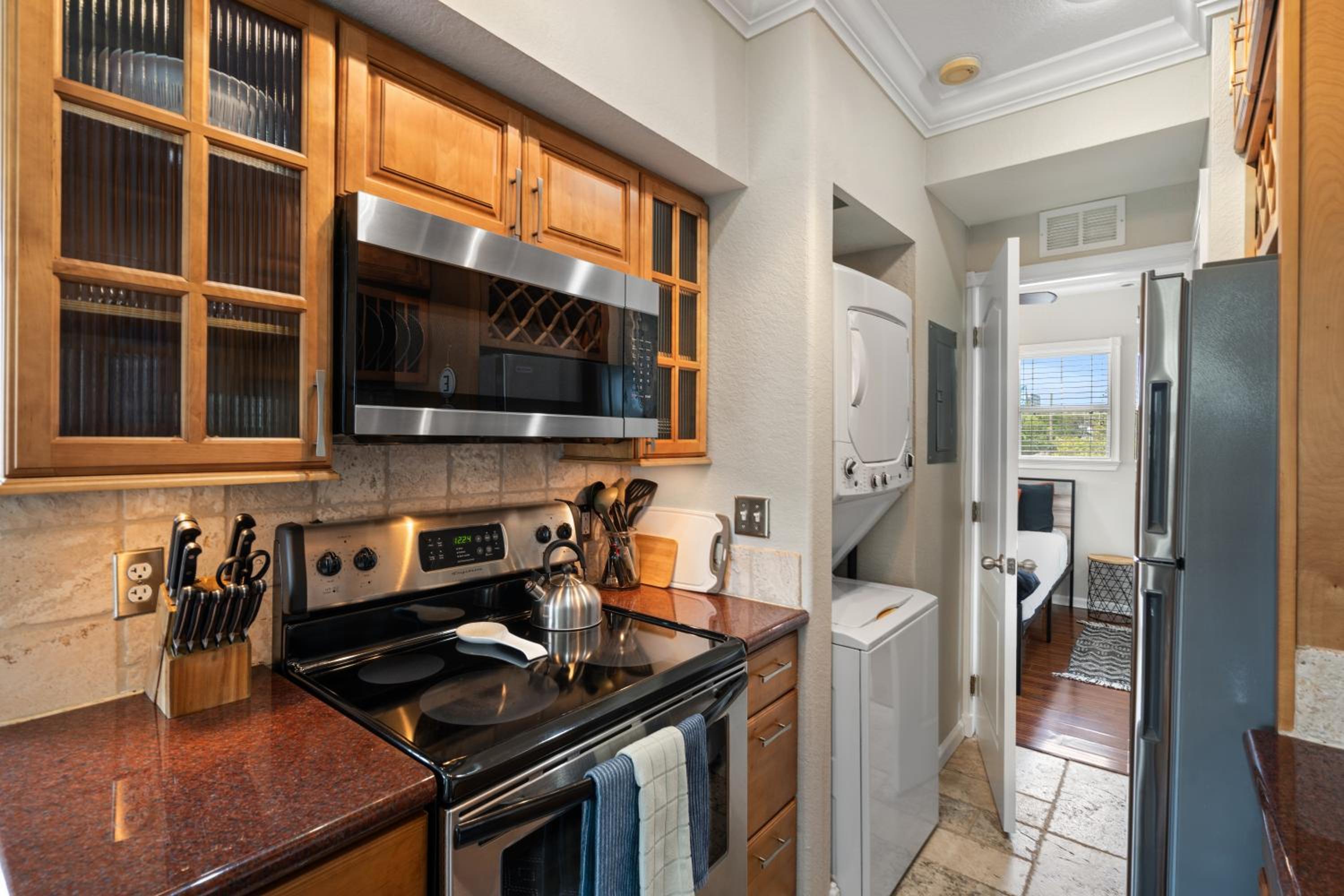 The Hipster Studio in DTSP - Property Image 32