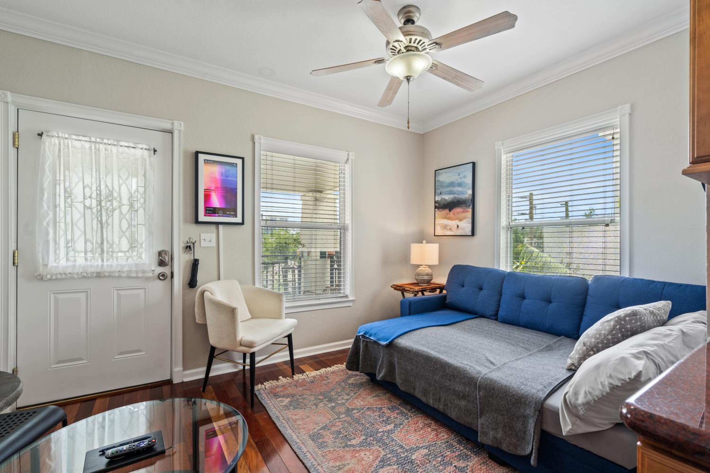 The Hipster Studio in DTSP - Property Image 19