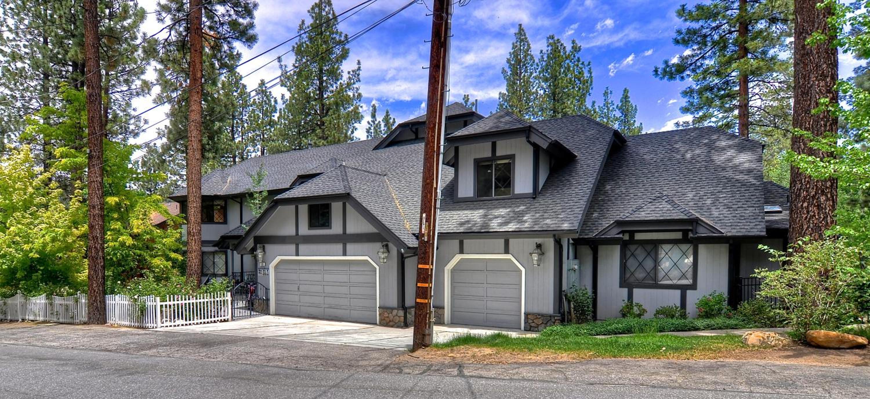 No. 8 Estate By The Lake