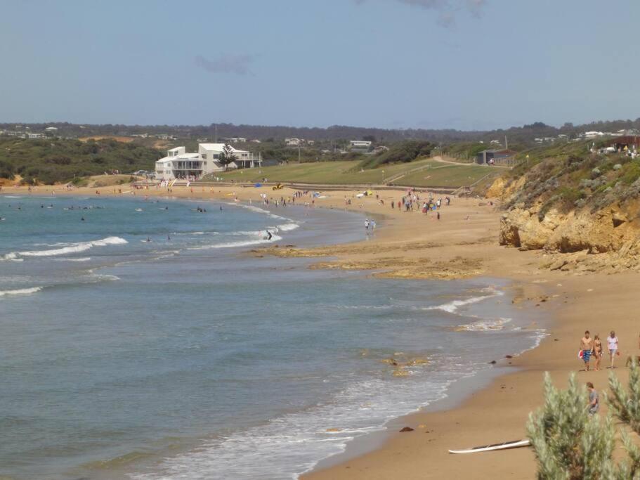 Special Art Deco Apartment and Spectacular Bay Views