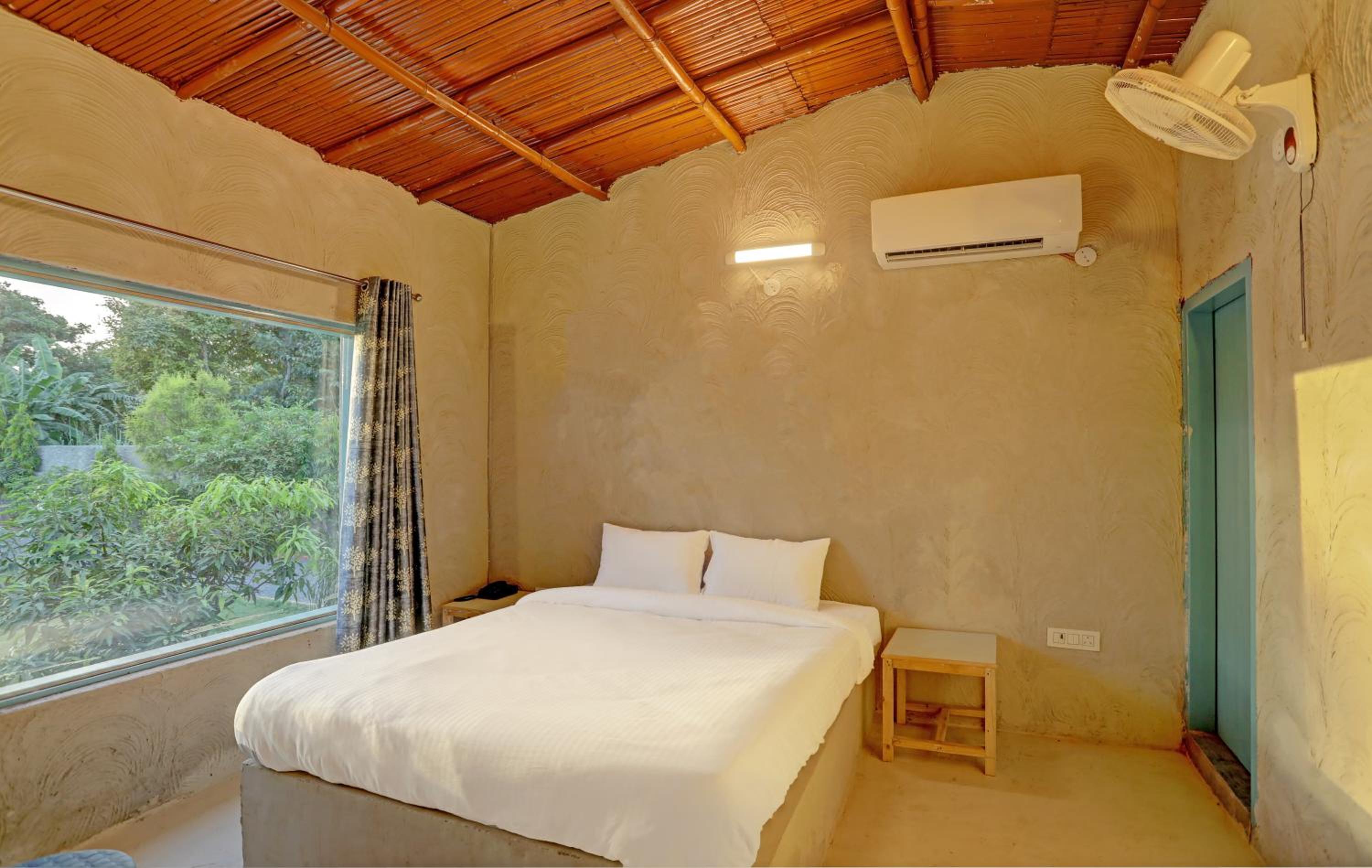 Hotel O THE MUD HOUSE view 4