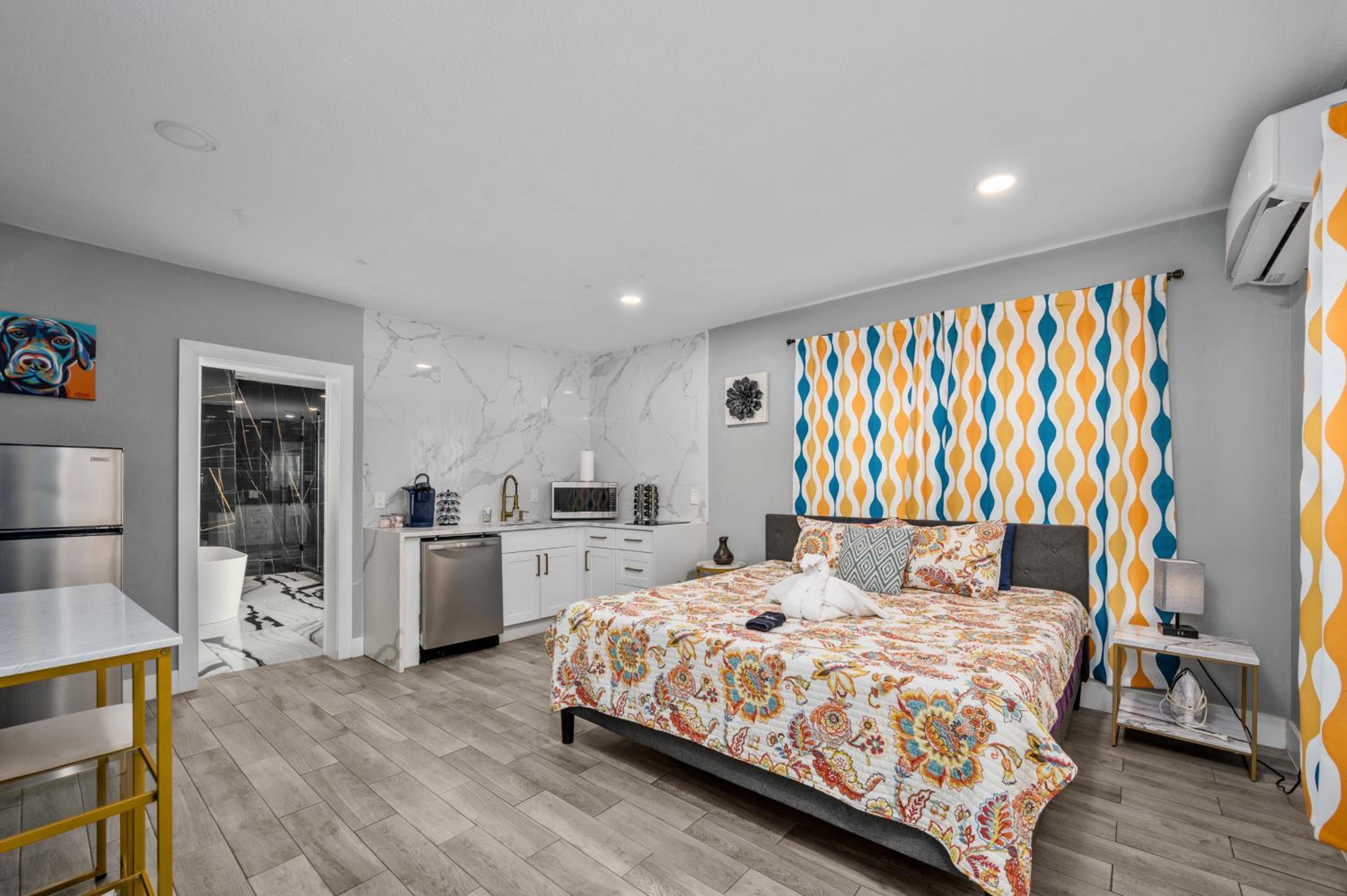 hotel room