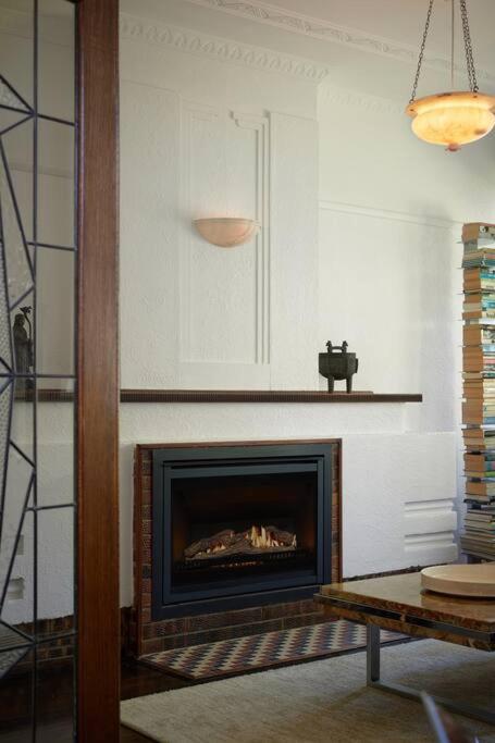 Art Deco Boutique Bespoke Brilliance & Beach&Park