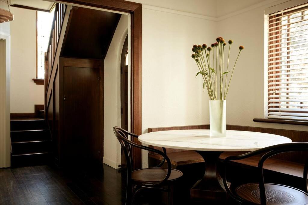 Art Deco Boutique Bespoke Brilliance & Beach&Park