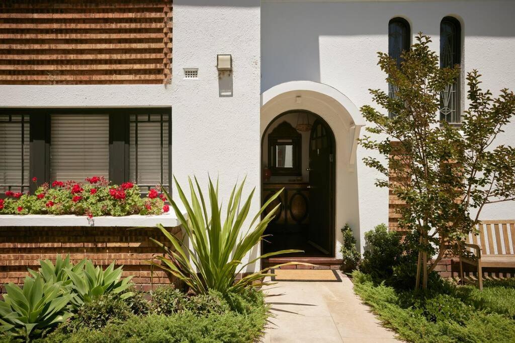 Art Deco Boutique Bespoke Brilliance & Beach&Park