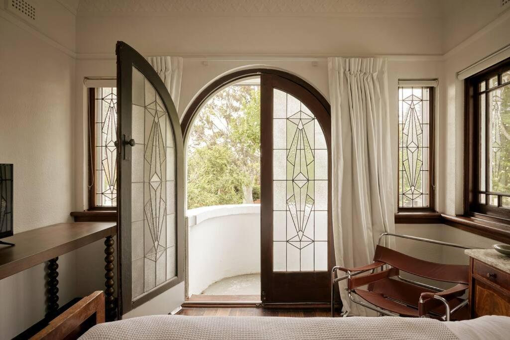 Art Deco Boutique Bespoke Brilliance & Beach&Park