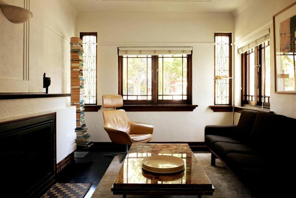 Art Deco Boutique Bespoke Brilliance & Beach&Park