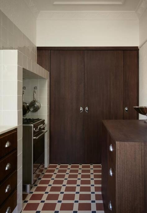 Art Deco Boutique Bespoke Brilliance & Beach&Park