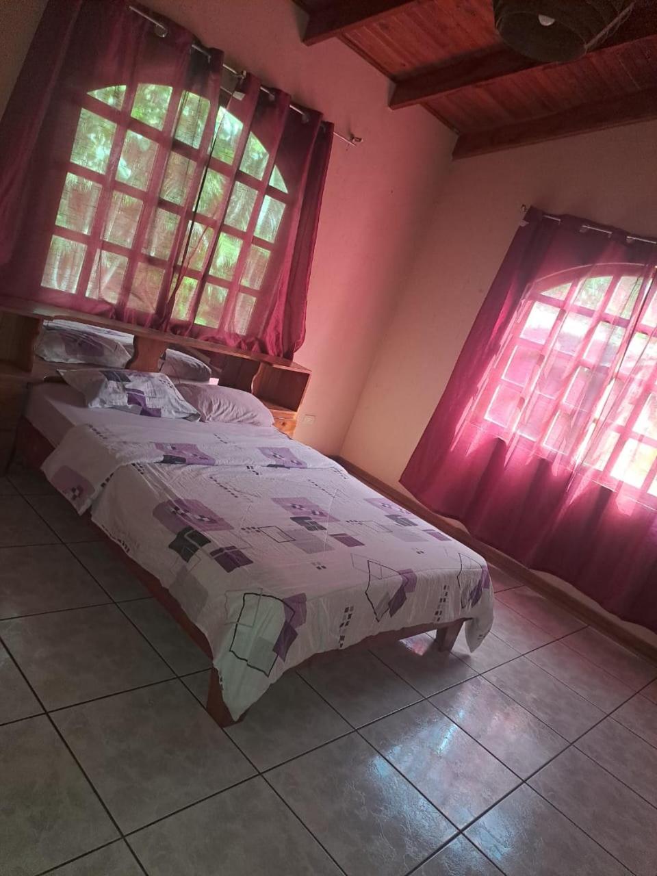 Casa De Playa Silvano