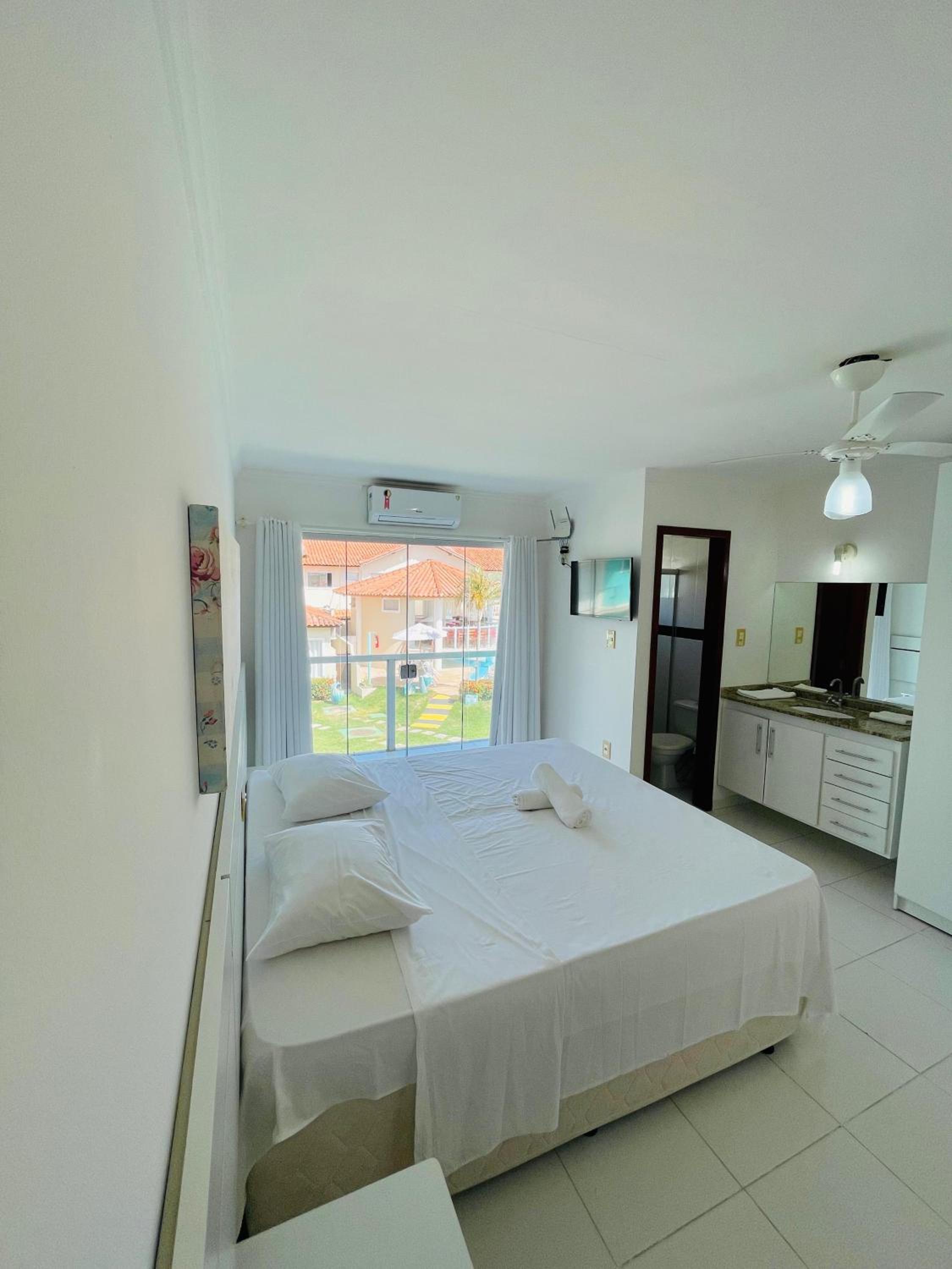Apartamento 10 - Praia Taperapuã- BA- Próximo ao Axé Moi -até 8 pessoas