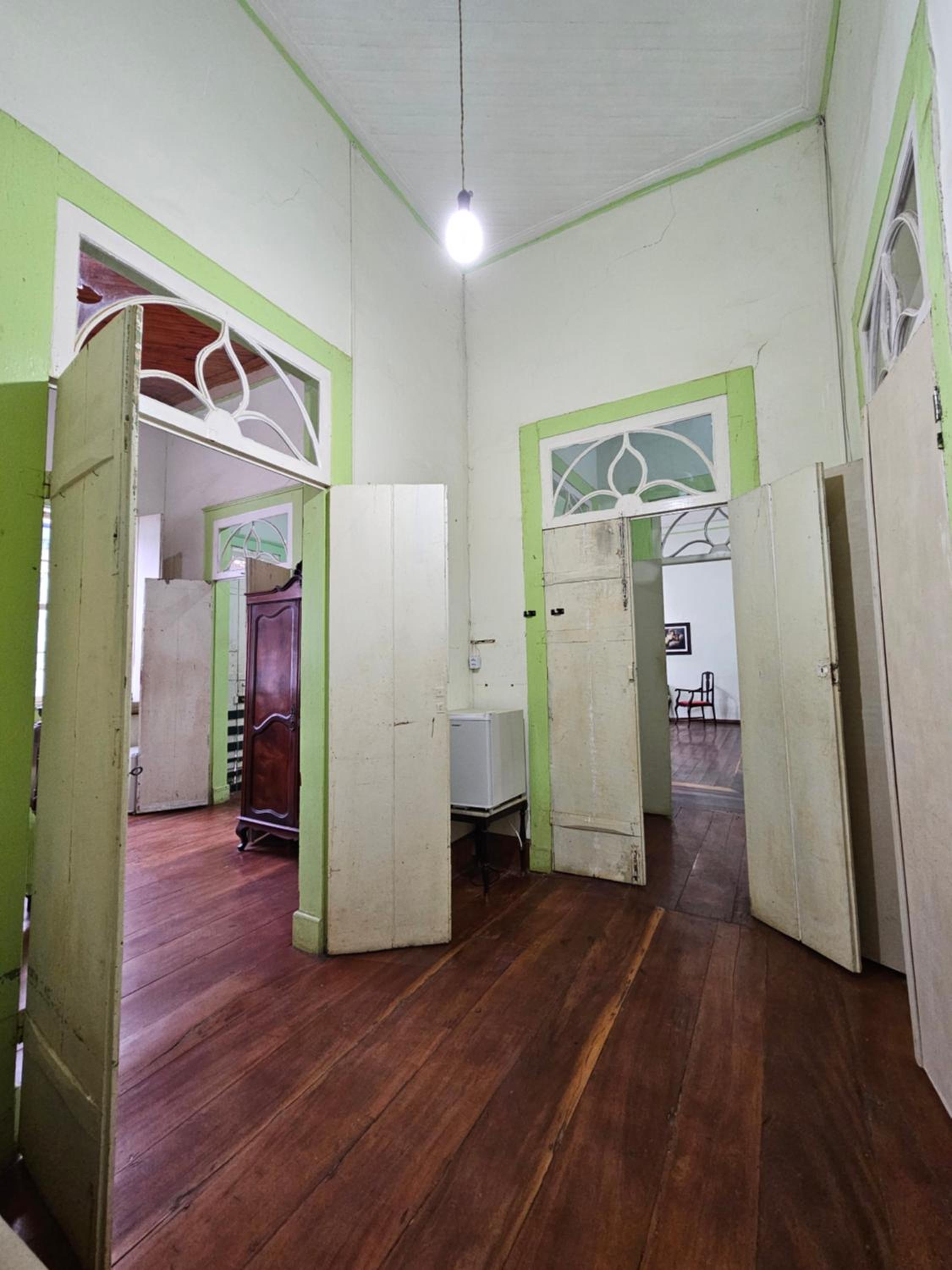 Maria Candida Hospedaria