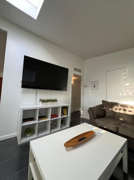 Walnut Home view 4