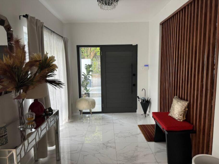 Luxury Spacious 3BR Villa With Pool view 4