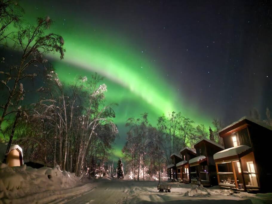 The Meandering Moose - Frontier Village
