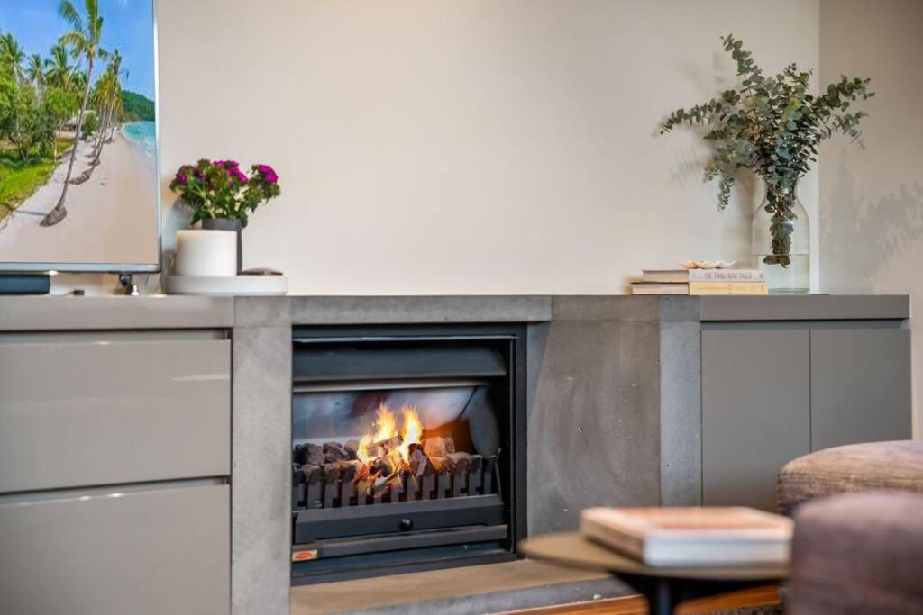 Truly Tremendous 4BR Tivoli Rd South Yarra