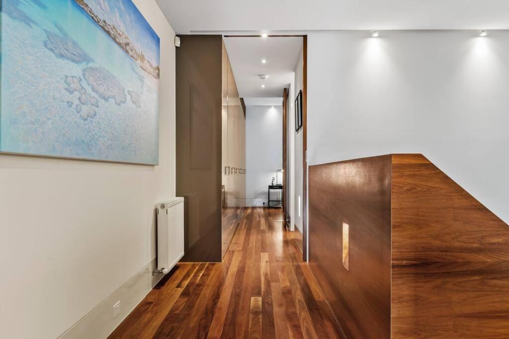 Truly Tremendous 4BR Tivoli Rd South Yarra