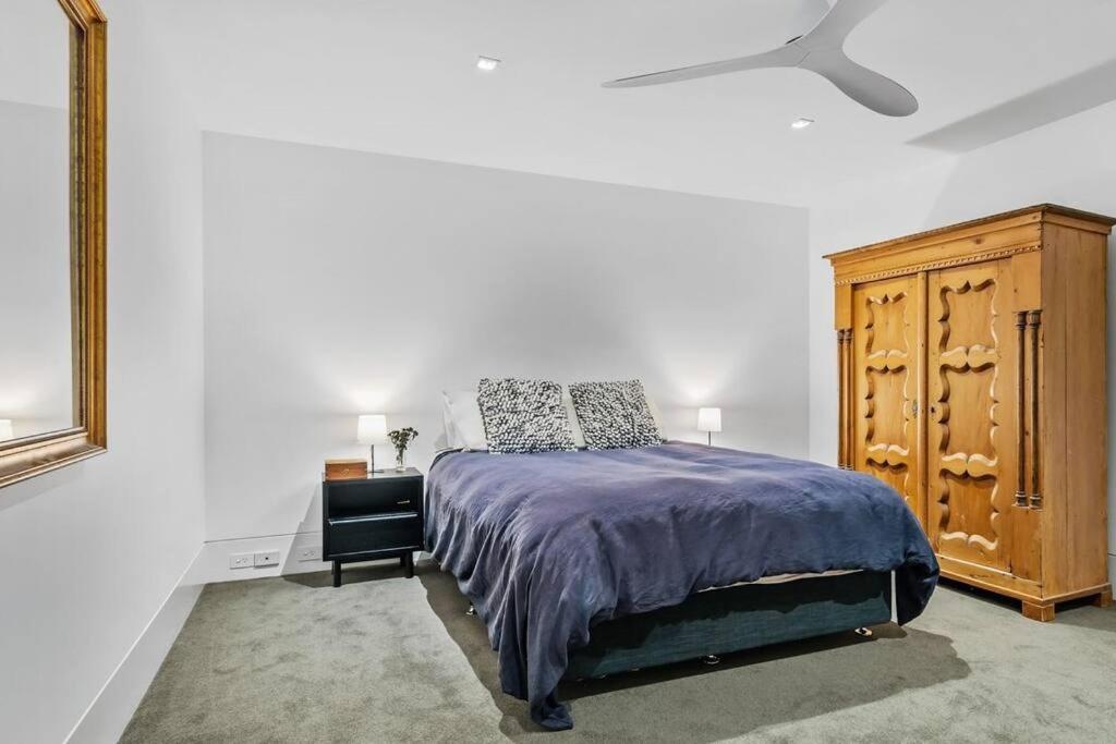 Truly Tremendous 4BR Tivoli Rd South Yarra