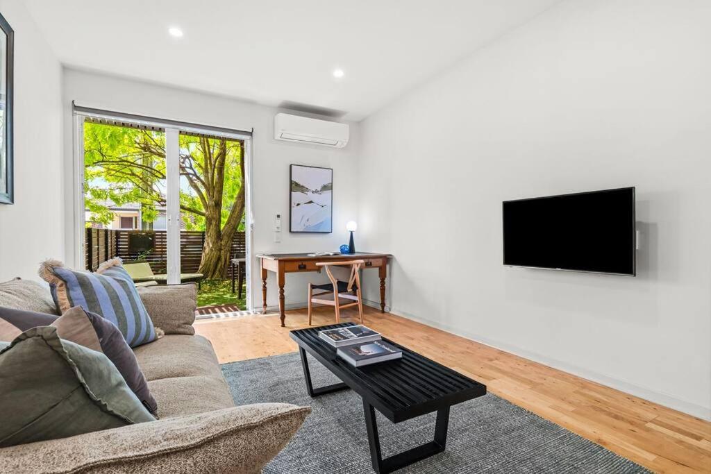 The Avenue The Place Terrific 4BR 2BTH Townhouse