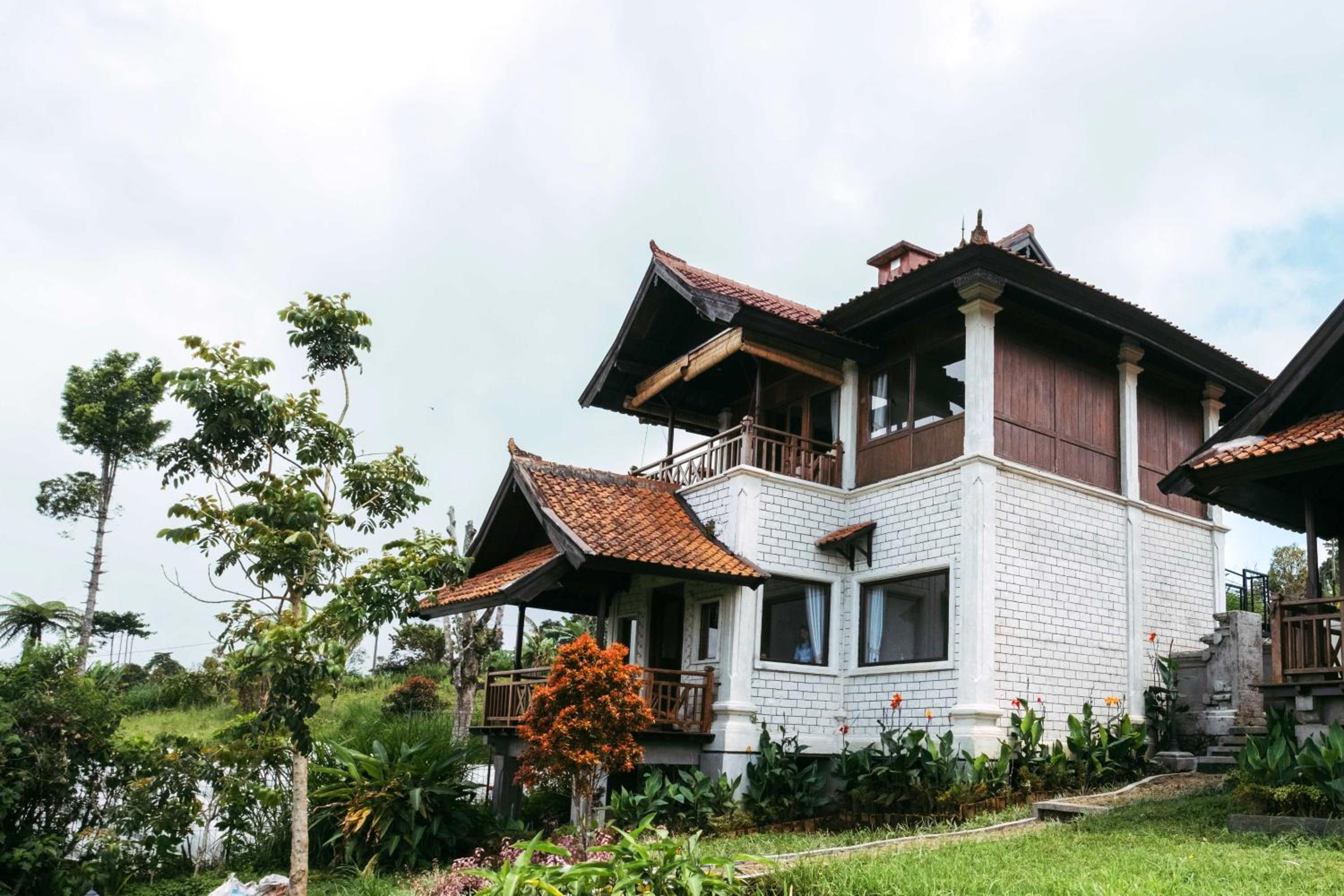 Hotel Girihill Farmhouse