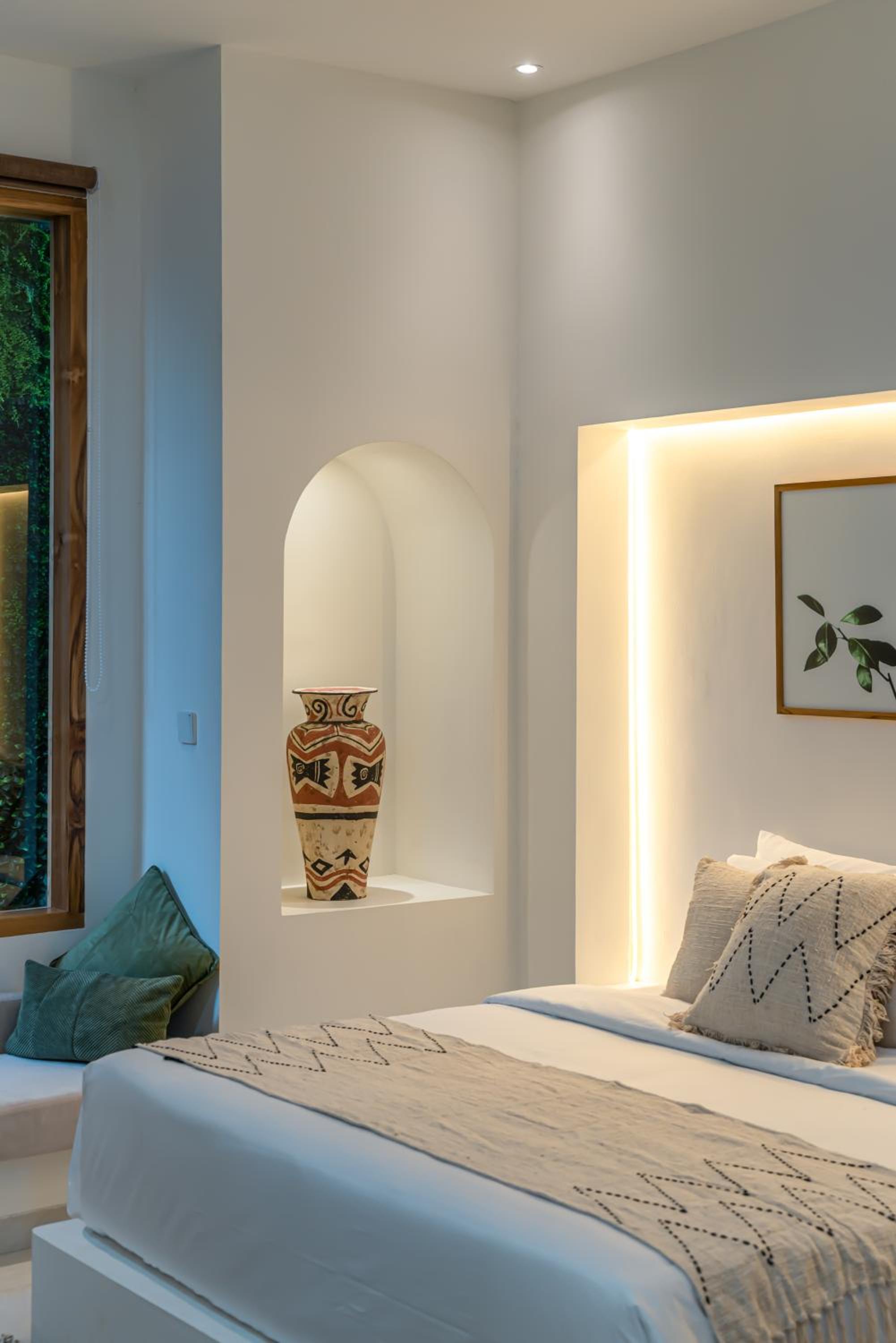 Villa Yuri - Stylish and Tropical Oasis 2BR Villa in Canggu view 5