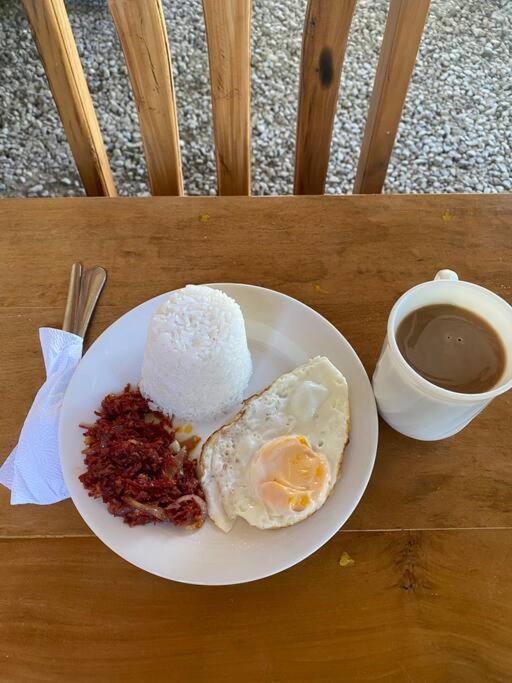 Free Breakfast Kabayod Place A1, General Luna Siargao view 4