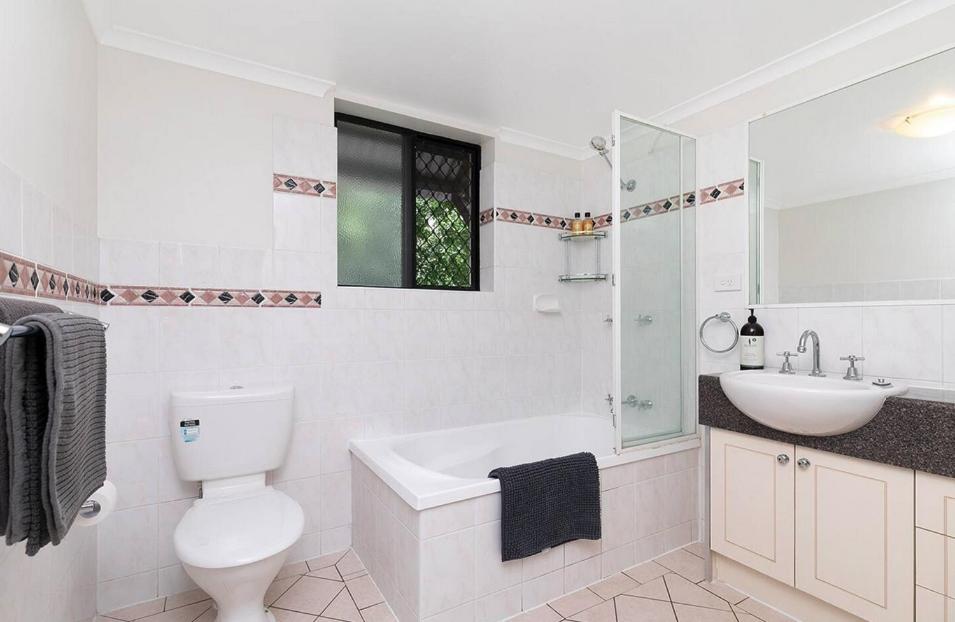 Central unit with everything at your fingertips