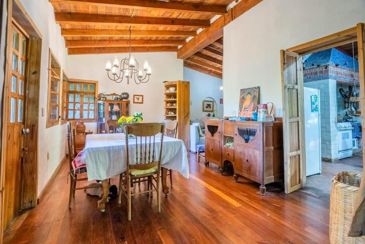 Natural Retreat & Pet-Friendly Escape view 3