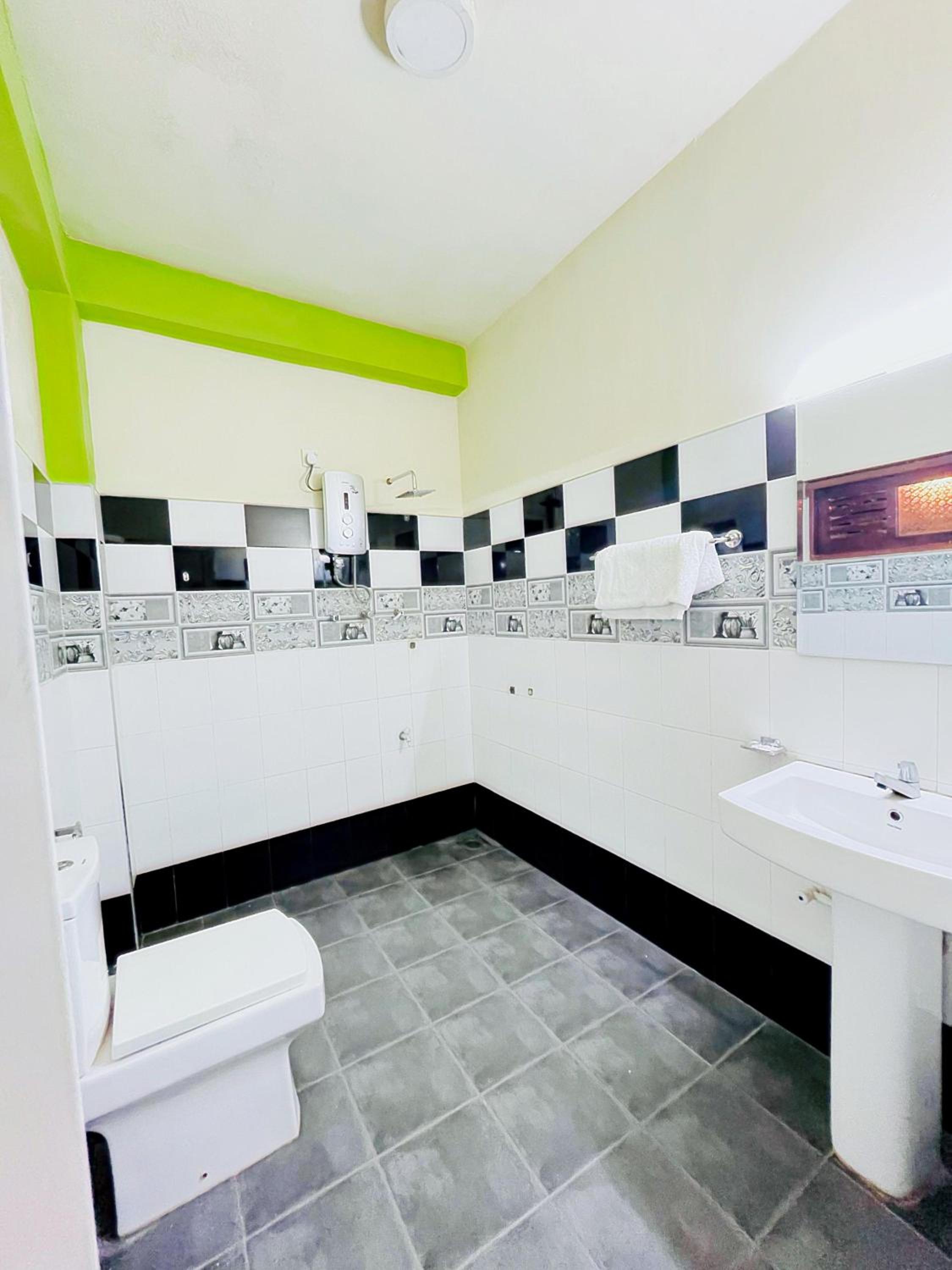 Ceylonia Airport Transit Hotel
