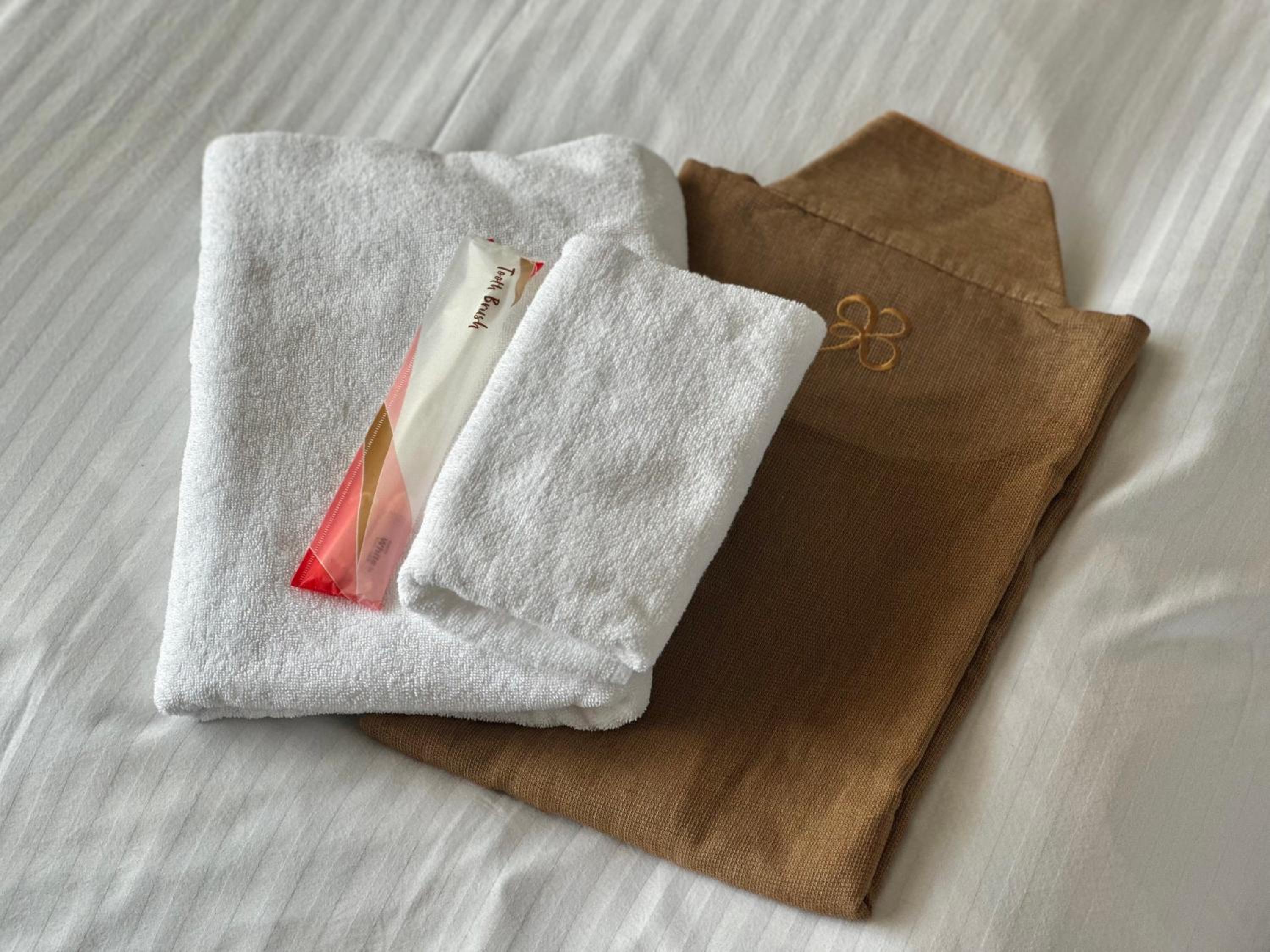 TRAVEL&BOOK HOTEL HULATONCABIN TAKAMATSU