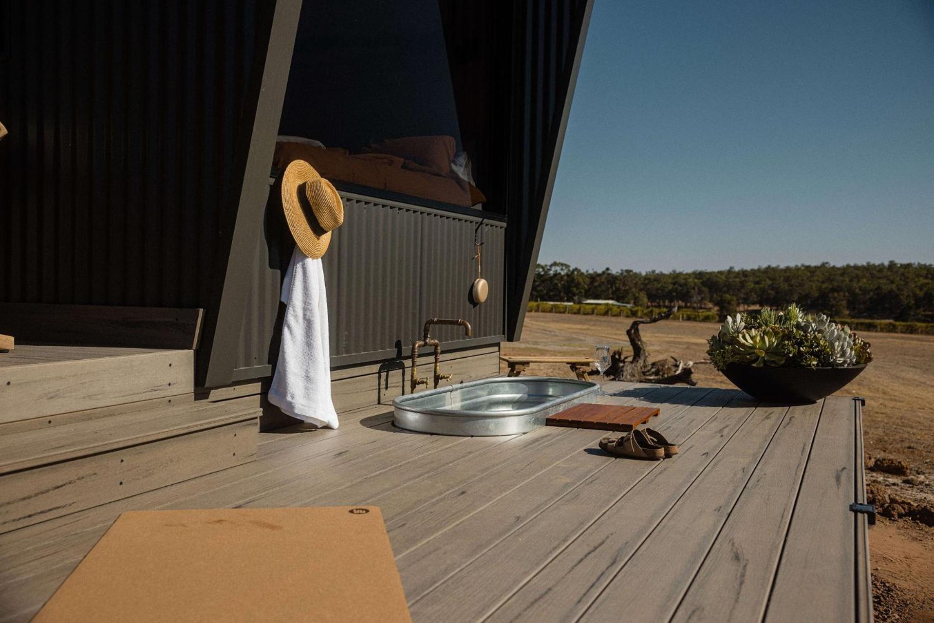 Alisa the Tiny Cabin in Busselton