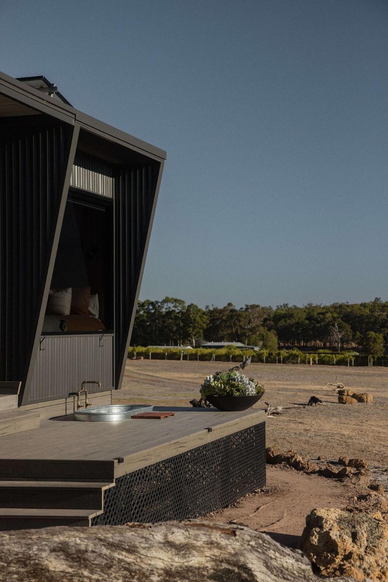 Alisa the Tiny Cabin in Busselton