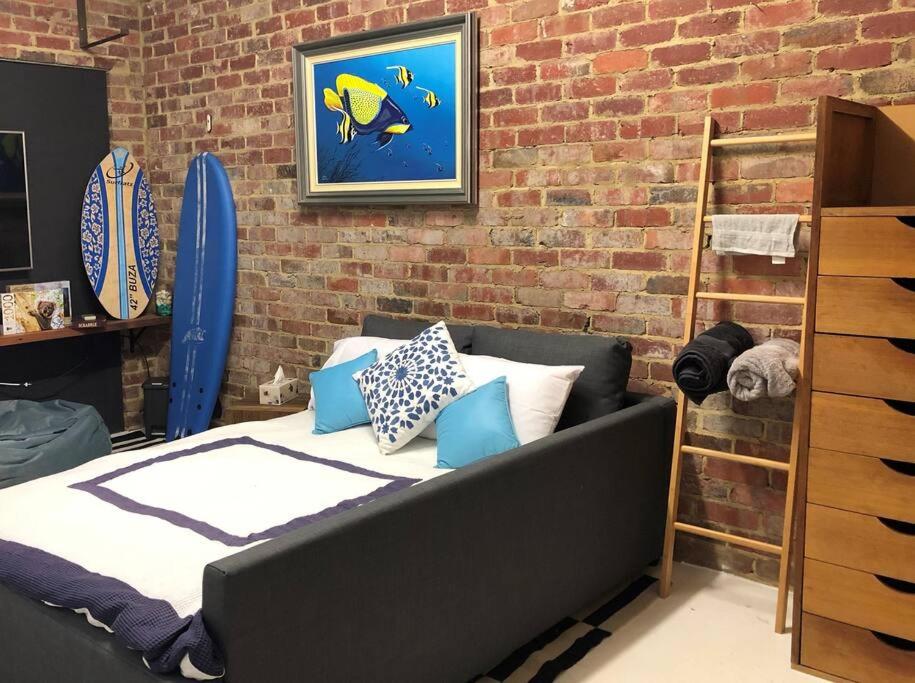 Funky Port Melb Warehouse meets NY Loft Oz Style