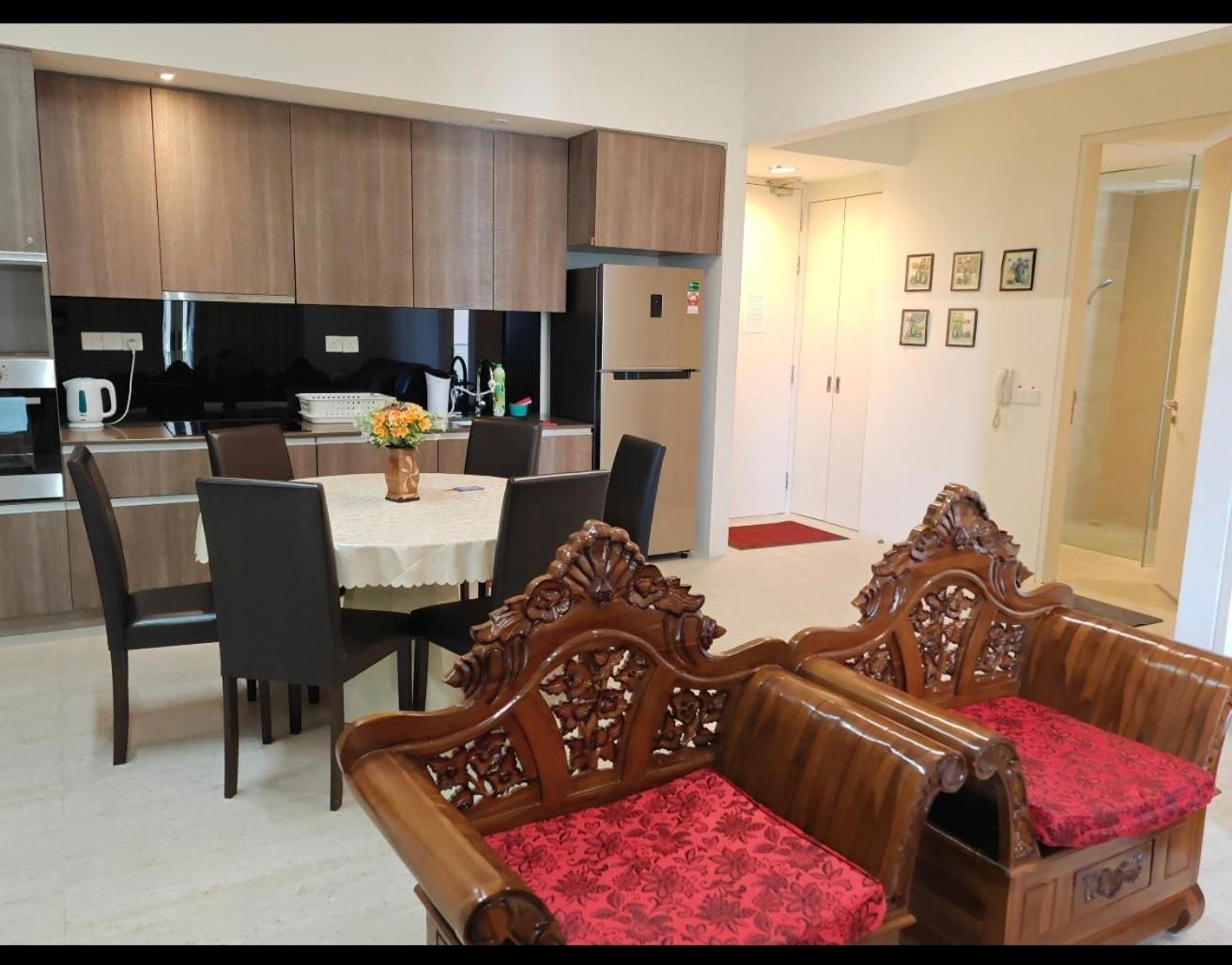 By The Sea Beach Front and Seaview Apartment 2 photo 8
