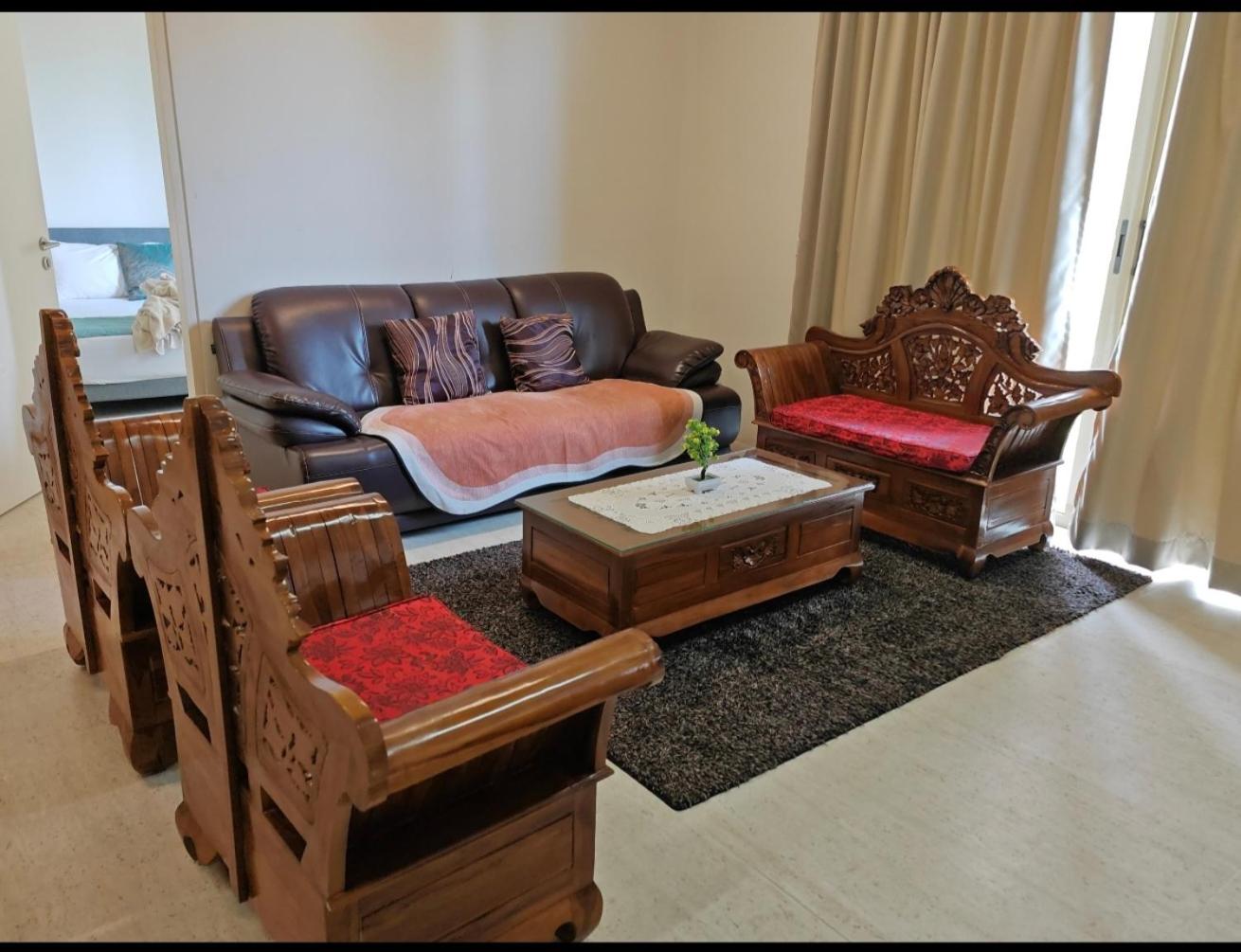 By The Sea Beach Front and Seaview Apartment 2 photo 7