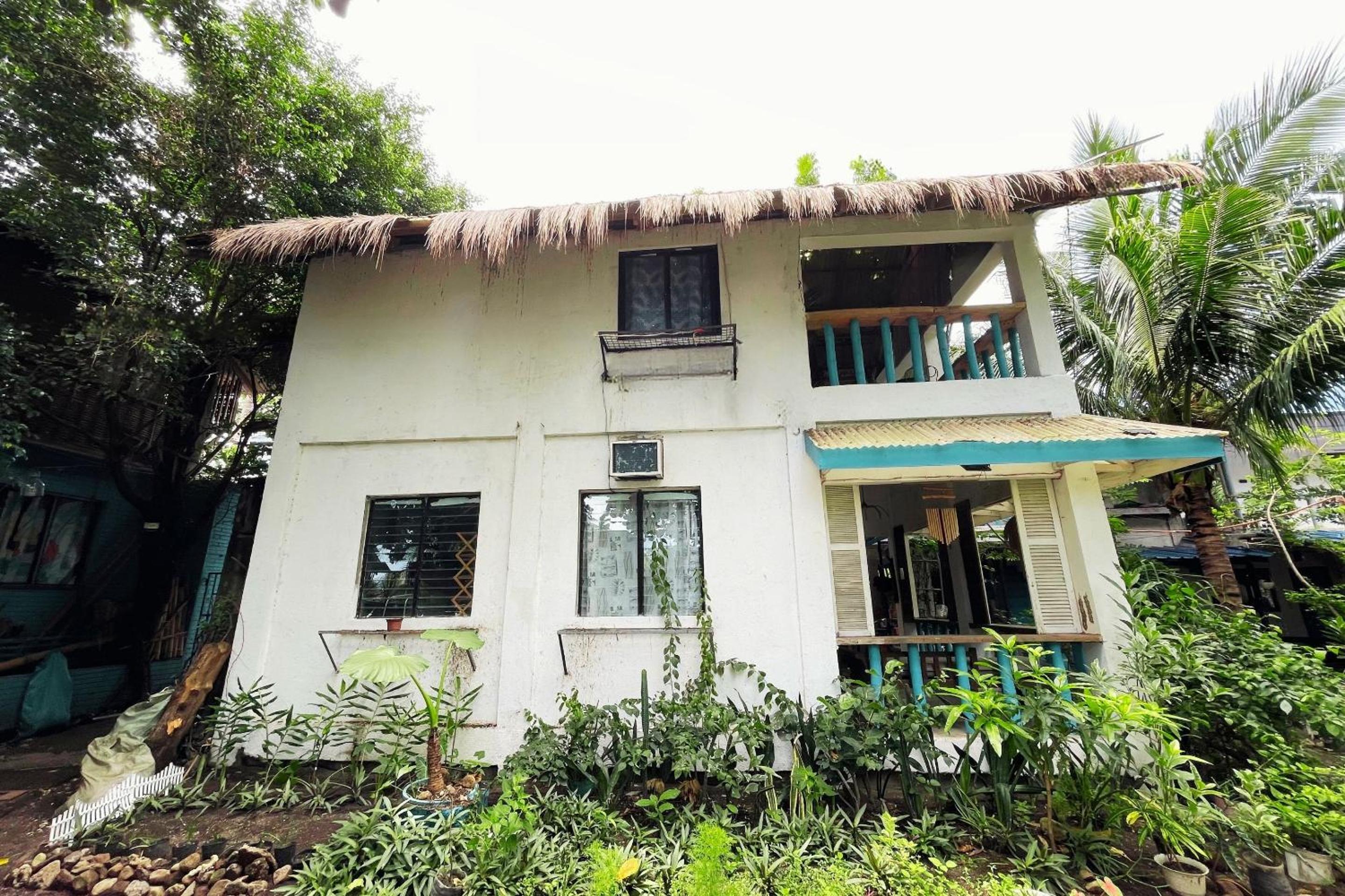 Half Moon Village and Beach House