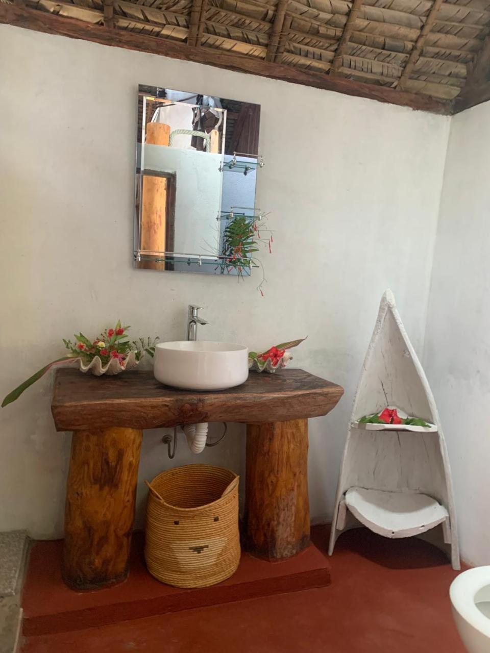 Les Lodges de La Buvette ÉCO LODGE RESTAURANT